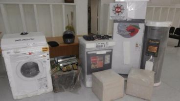 Los electrodomésticos secuestrados por la PDI.