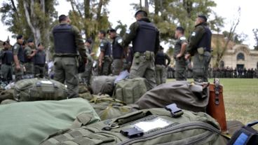 Imágenes del solicitado regreso de los gendarmes a Rosario.