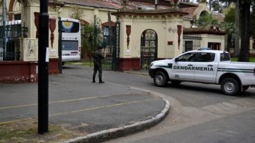 Imágenes del solicitado regreso de los gendarmes a Rosario.