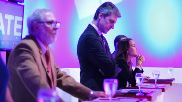 Los candidatos este domingo por la noche.