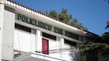 La mujer está internada en el Hospital Eva Perón.