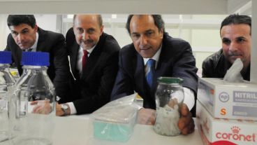 Scioli junto a Perotti, Ramos y Fernández en el instituto Max Planck.