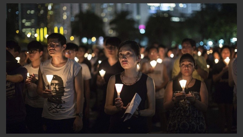 China. Miles de personas rindieron homenaje en un nuevo aniversario de la matanza de Tiananmen.