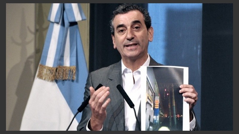 El ministro en la conferencia de prensa de este lunes. 