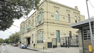 La mujer fue atendida en el Cullen.