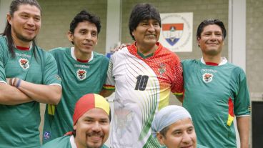 Su equipo jugó contra el Bolivian Roots FC, formación compuesta de residentes bolivianos en Amberes.
