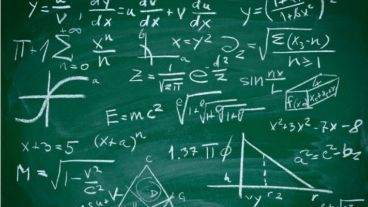 “No tiene sentido enseñar matemática de memoria porque existen dispositivos a través de los cuales se puede acceder a los datos", dijo Pochulú.
