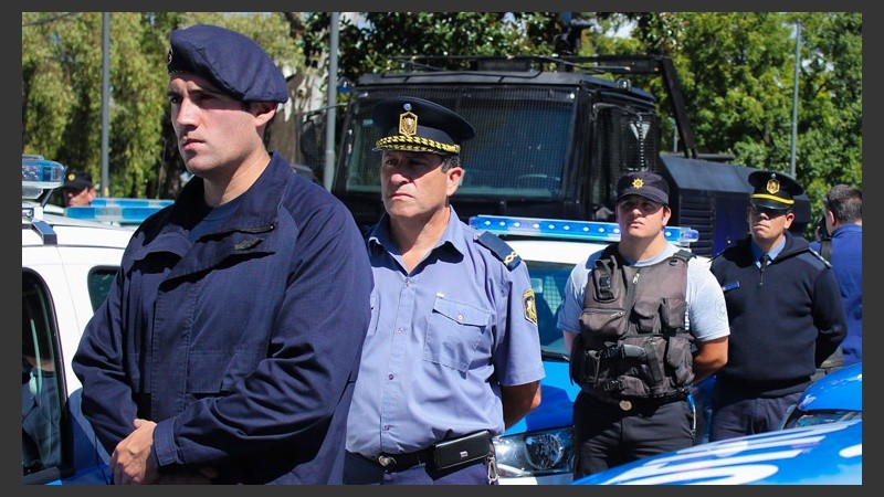 Asegurado dijo que los 2.300 policías afectados por el operativo del domingo podrán votar “sin problemas”.