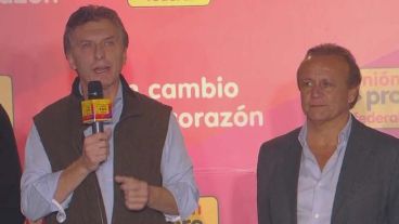 Macri en Santa Fe pidió prudencia y recuento de votos.