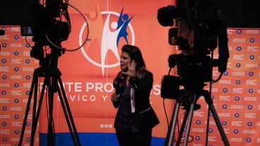 También hubo medios nacionales presentes en el Patio de la Madera.