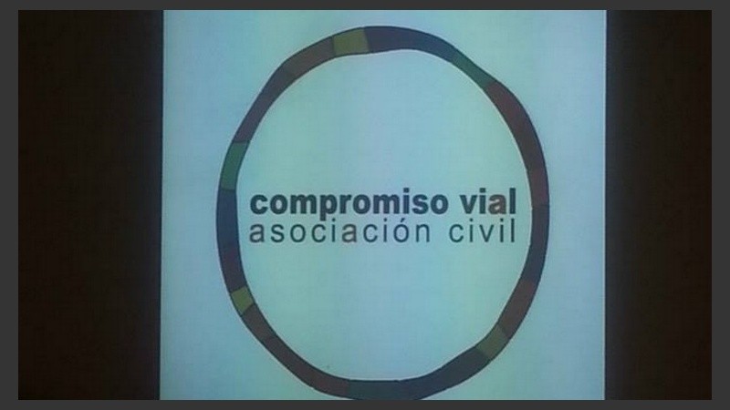 Hasta las 20 se puede visitar la muestra “10 años. Sumando compromisos”, de Asociación Civil Compromiso Vial Por Úrsula y Carla. En el CAR, Chacabuco 1371.