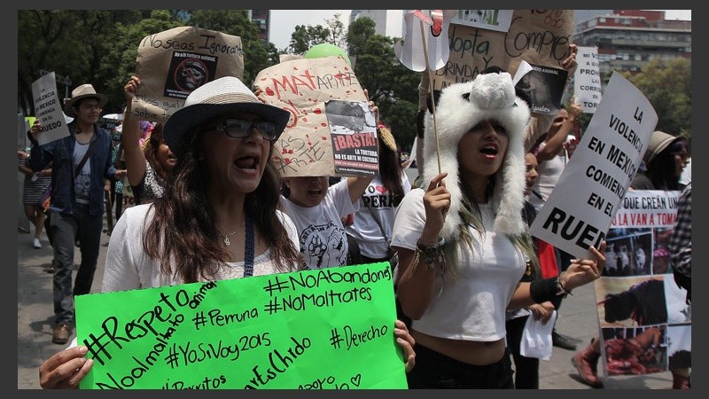 Los manifestantes exigieron la abolición de los lugares de exterminio y de explotación animal.