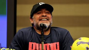 Maradona apoyaba al príncipe Ali Bin Al Hussein.