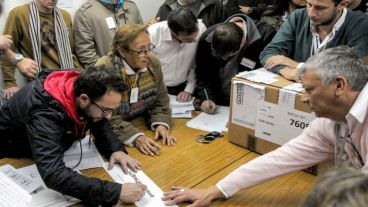 El escrutinio definitivo finalizó este martes en Santa Fe.