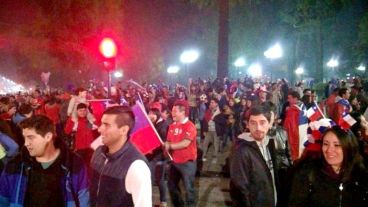 Las calles de Chile se tiñieron de rojo.
