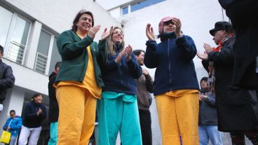 De la manifestación participaron parte del personal médico, administrativo y enfermeros. (Rosario3.com)
