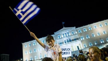 Referéndum en Grecia: ganó el "no" y hubo festejos en las calles. (EFE)