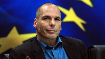 Varoufakis: “El referéndum quedará en la historia como el único momento en el que una pequeña nación europea se levantó contra el esclavismo por deuda".