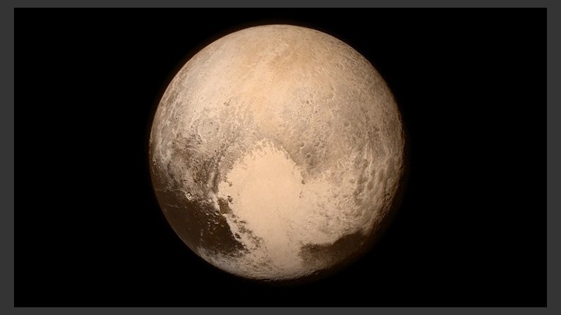 Al momento, esta es la mejor foto de Plutón tomada por la sonda. Se esperan mejores tomas en los próximos días.