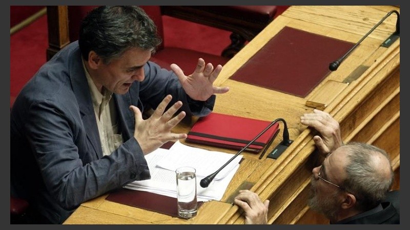 El ministro de Finanzas, Euclides Tsakalotos, en el Parlamento.