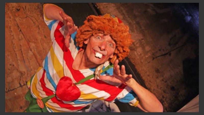 A las 16, Piripincho celebra la última función relacionada con los festejos por sus 35 años. En Caras y Caretas. Corrientes 1518.