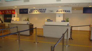 En el aeropuerto de Rosario hay viajes que no llegarán.