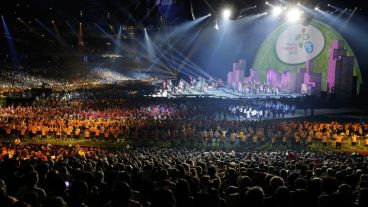 Todo el color del Rogers Centre, ante unas 40 mil personas.