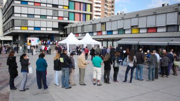 Una postal de plaza Montenegro este martes, donde se realizan hasta las 15 diferentes actividades. (Rosario3.com)