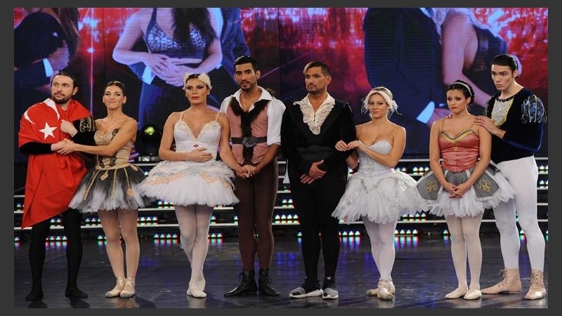 Voto telefónico: una de estas parejas abandonará el certamen este jueves.