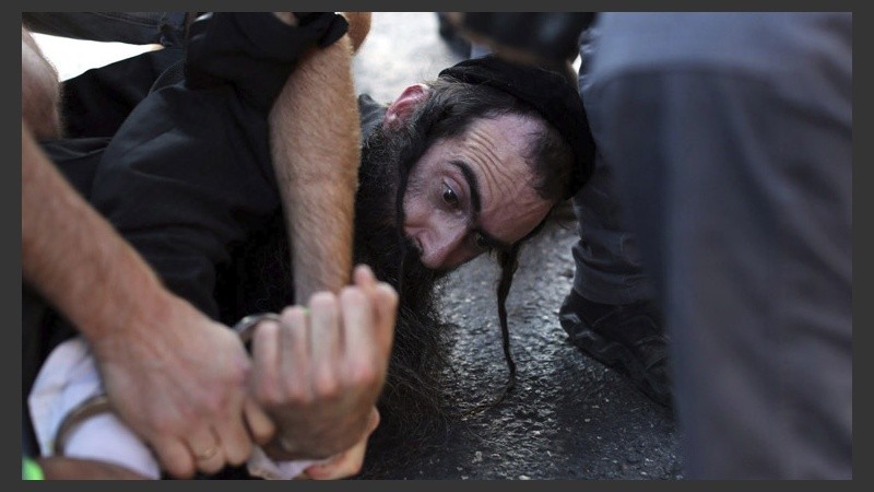 El agresor fue identificado como Yishai Shlissel, un judío ortodoxo. (EFE)