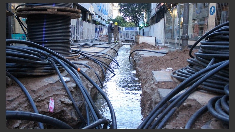 Un verdadero río por la peatonal. 