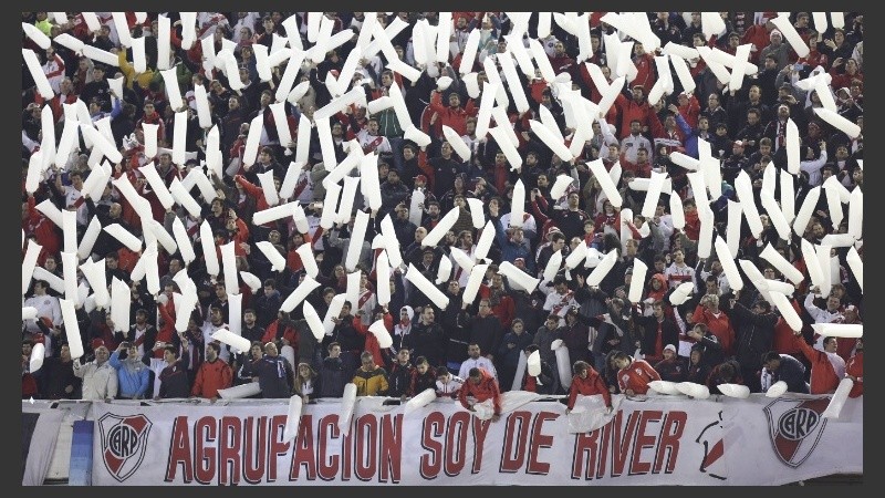 Celebración albirroja en Núñez y en todo el país.