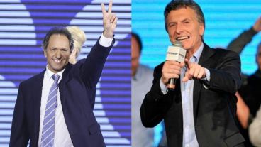 Scioli y Macri en sus respectivos búnkers.
