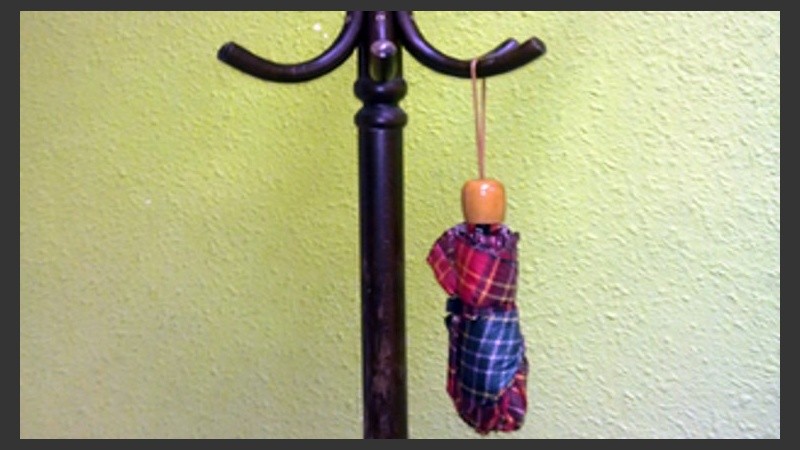 Cerquita, por las dudas.