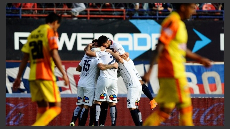 Trabajosa victoria azulgrana ante un rival que dio todo.