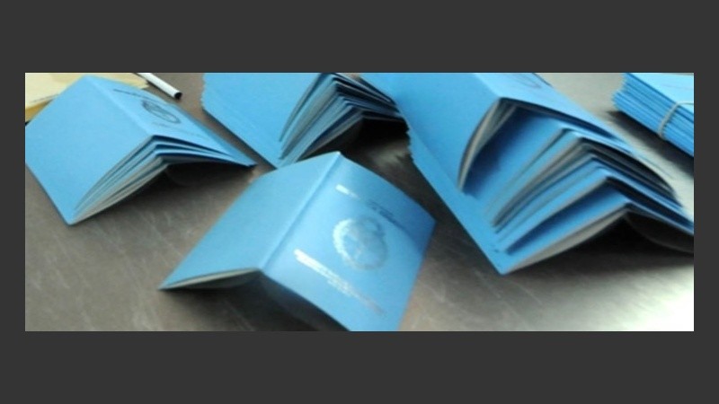 Antes de la reforma del Código, el trámite sólo se hacía con la firma de los dos padres.