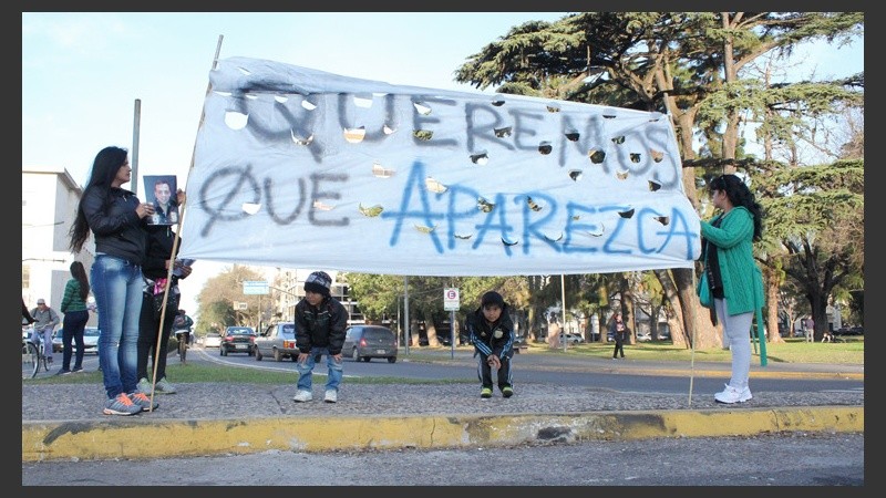 La movilización se realizó en Oroño y Pellegrini. (Alan Monzón/Rosario3.com)