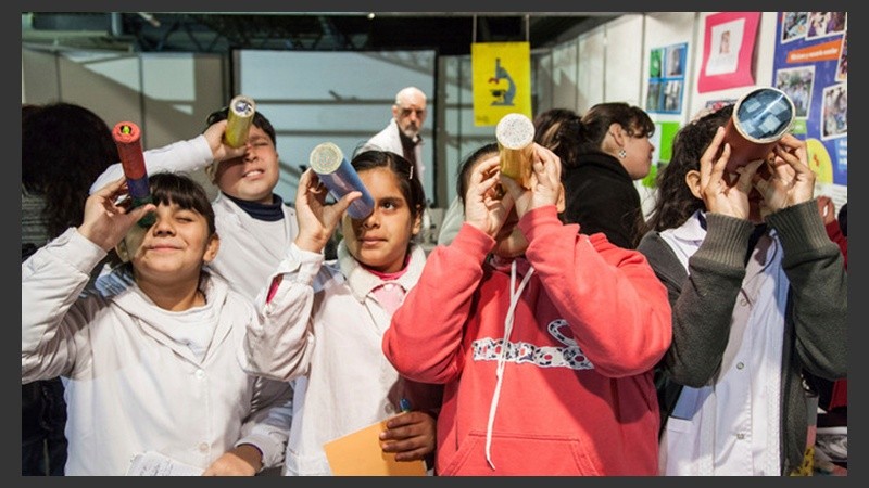 La mayor parte de los proyectos que se exhiben en INNOVA fueron generados por escuelas de la ciudad.