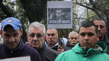 Trabajadores municipales exigieron Justicia para Pichón.