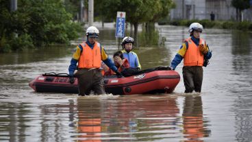 Japón: el tifón Etau deja cuatro muertos y 23 personas desaparecidas en el norte y este del país asiático. (EFE)