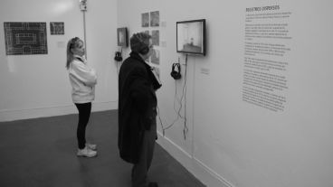 En el lugar se habilitó una muestra multimedia con fotos y videos para los visitantes. (Alan Monzón/Rosario3.com)