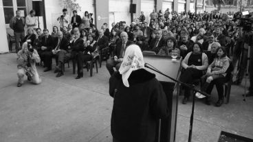 Más temprano hubo un acto donde quedó oficialmente inaugurado el sitio de memoria. (Alan Monzón/Rosario3.com)