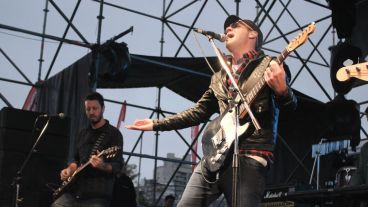 La banda Fruta Deliciosa también pisó el escenario y tocó algunas de sus mejores canciones . (Rosario3.com)