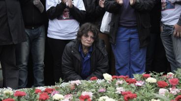 La madre de Pichón recordó a su hijo con lágrimas y mucho dolor. (Rosario3.com)