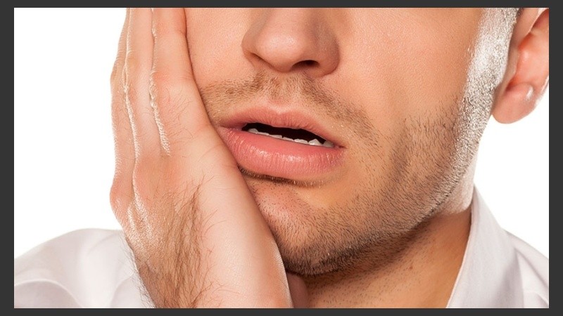 Los dientes extraídos antes de los 20 años tienen raíces poco desarrolladas y presentan menos complicaciones.