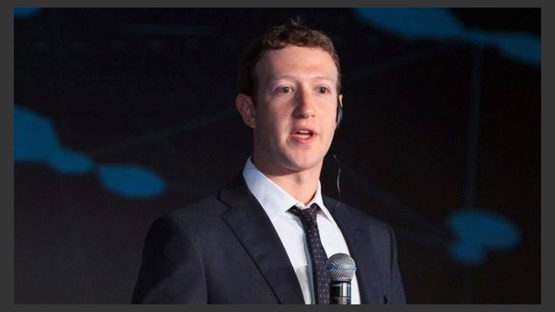 “Conectar al mundo es uno de los desafíos fundamentales de nuestra generación”, afirmó Zuckerberg