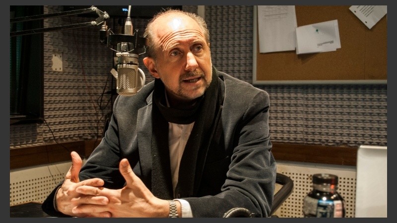 Perotti en una visita a Radio 2.