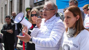 Horacio Boix, titular del Sindicato de Peones de Taxis, acompañó la movida. (Rosario3.com)