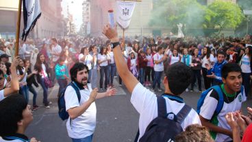 Buena cantidad de jóvenes de distintas agrupaciones estuvieron presente. (Alan Monzón/Rosario3.com)