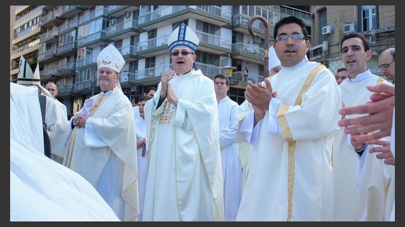 El arzobispo Eduardo Martín realizó la tradicional misa luego de la procesión. (Alan Monzón/Rosario3.com)